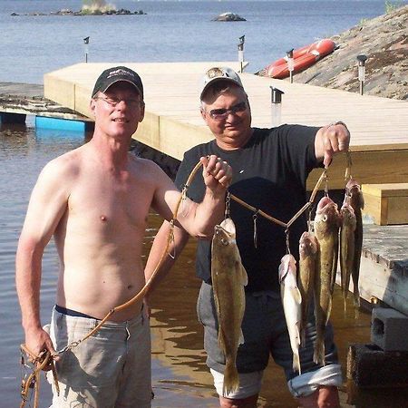 Edgewater Motel And Campground Temiskaming Shores Bagian luar foto